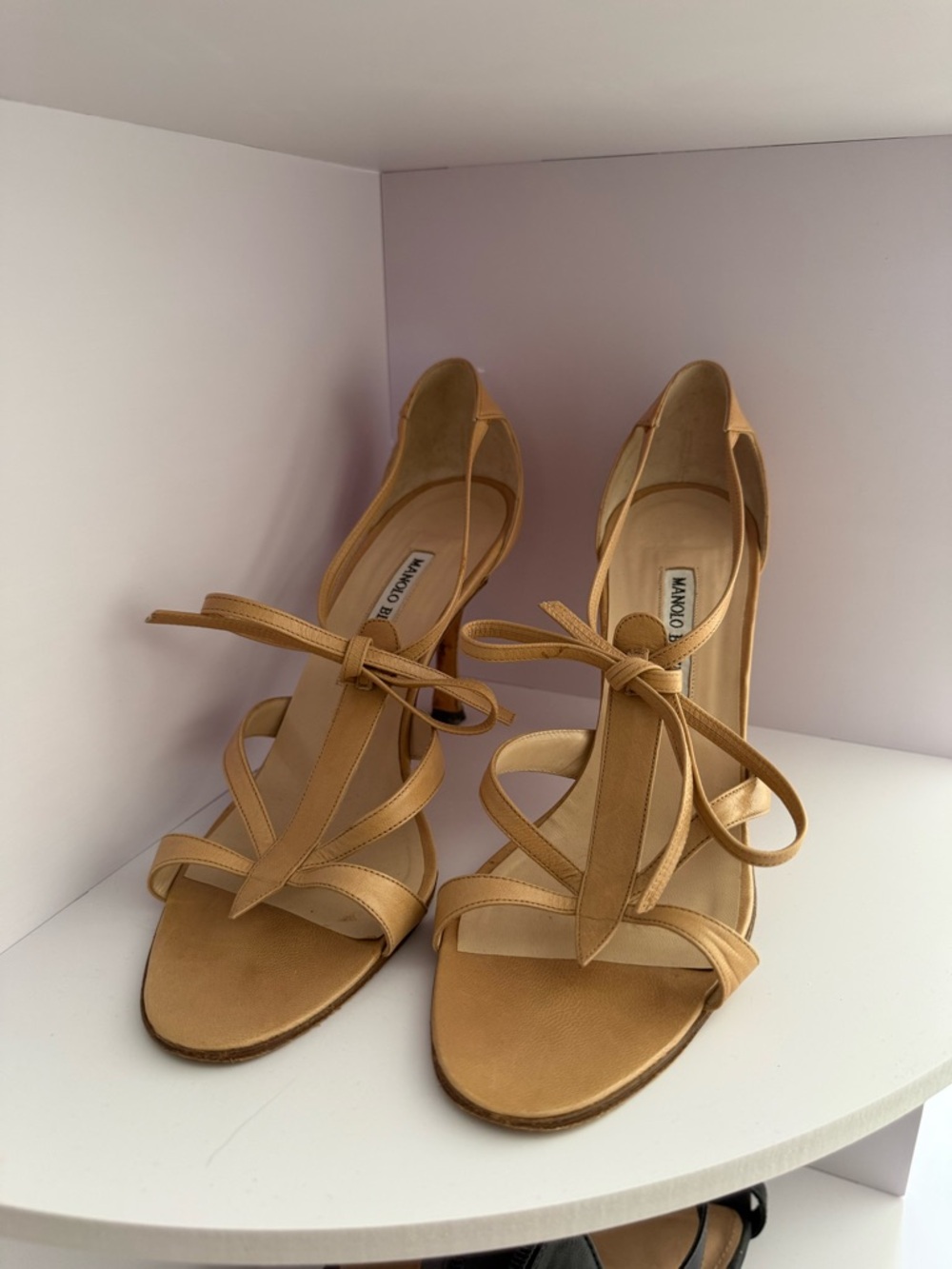 Manolo Blahnik Tan Leather Strappy Knot-Heel Sandals - Picture 4 of 8